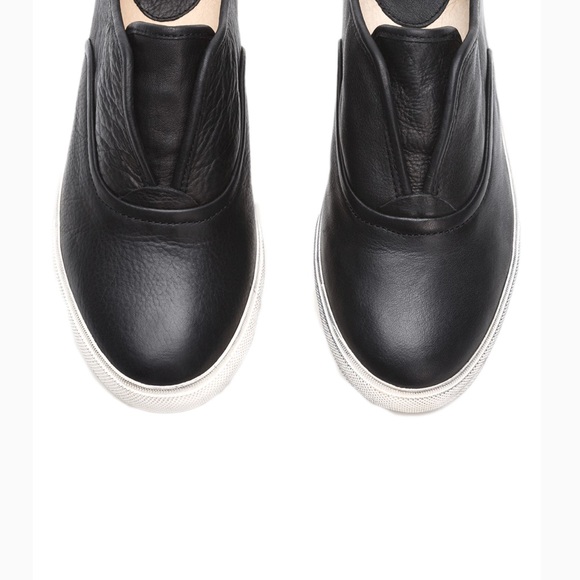 Frye Mindy Slip On Black Leather Size 6 - Picture 3 of 7